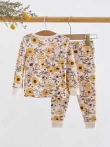 SHEIN 2件套女婴碎花印花修身长袖上衣和长裤家居服套装，杏色修身夏季女婴服装套装，春夏服装 - 黃色 - 查看 3