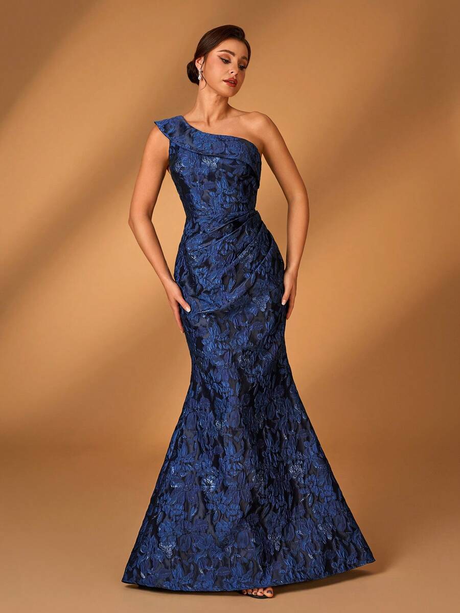 Serin Elegante e luxuoso vestido de cetim jacquard azul marinho com um ombro, pregas e barra de cauda de sereia com flores 3D, adequado para casamentos, eventos, festas, férias, vestidos de festa formal para mãe da noiva - Azul Marinho - Visão 1