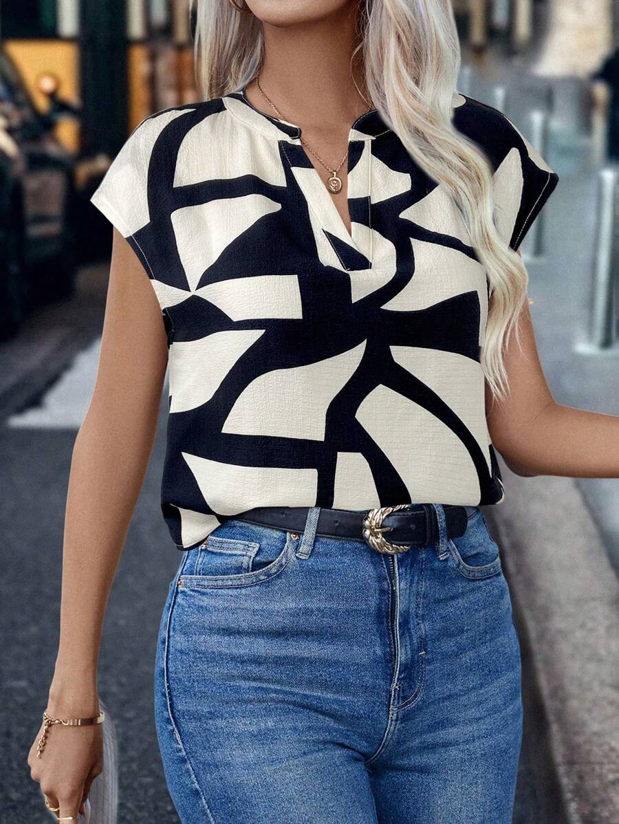 SHEIN LUNE 女士几何印花 V 领蝙蝠袖短袖休闲衬衫 - 黑與白 - 查看 1