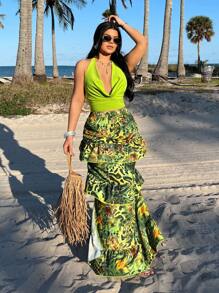 SHEIN SXY Conjunto de top halter de unicolor y minifalda, estilo de moda minimalista para uso diario casual, ropa de verano para mujer, conjunto de dos piezas, verde, atuendo de vacaciones para mujer, conjuntos de primavera para mujer, sexy, estampado de leopardo, atuendo de crucero para mujer, conjunto de dos piezas de vacaciones, ropa de resort para mujer, atuendos de Ibiza, vacaciones de primavera