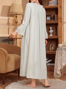 PalaceNights 孕妇宫廷风刺绣宽松圆领长袖睡裙，奢华家居服，适合秋冬季穿着 - 薄荷綠 - 查看 2