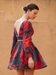 Aveloria Rosie Váy chữ A tay bồng cổ chữ V xếp nếp họa tiết hoa jacquard màu tương phản thanh lịch dành cho nữ - Màu xanh hải quân - Xem 2