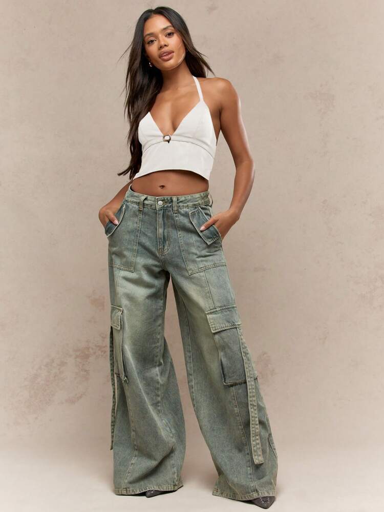 MISSGUIDED Halter Neck Crop Top With Buckle Detail | Summer Festival Tank | Y2K Fashion Bralette | Club Party Cami | Adjustable Strap Top