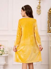 SHEIN Tween Girls Yellow Velvet Long Sleeve V-Neck Sequin Trim Dress, Fashion Outerwear - Yellow - View 2