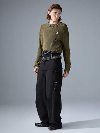 NEON BLANC Men's Street Style Military Green Crew Neck Embroidered Casual Short Sweater