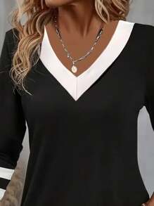 Plus Size Women Striped V-Neck 3/4 Sleeve Casual T-Shirt
