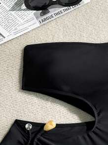 Swim Chiccia 1 件女式性感休闲优雅复古纯色单肩镂空露背金属 U 形环装饰连体泳衣，春假 - 黑色 - 查看 5