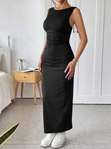 Muchica 黑色露背修身中长针织连衣裙