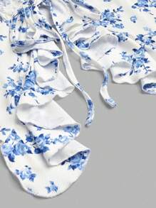 SHEIN Unity 1 Pc Plus Size Summer Deep V Floral Trim Asymmetric Hem Cami Top - Multicolor - View 3