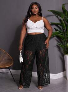 SHEIN CURVE+ 大码度假针织蕾丝高腰喇叭裤女式裤子，蕾丝裤 - 黑色 - 查看 3