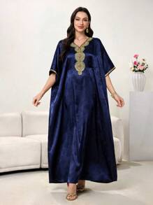 Al Najma Elegant Jacquard V-Neck Turkish & Arabic Long Robe Dress, Spring/Summer, Modest Kaftan - Navy Blue - View 6