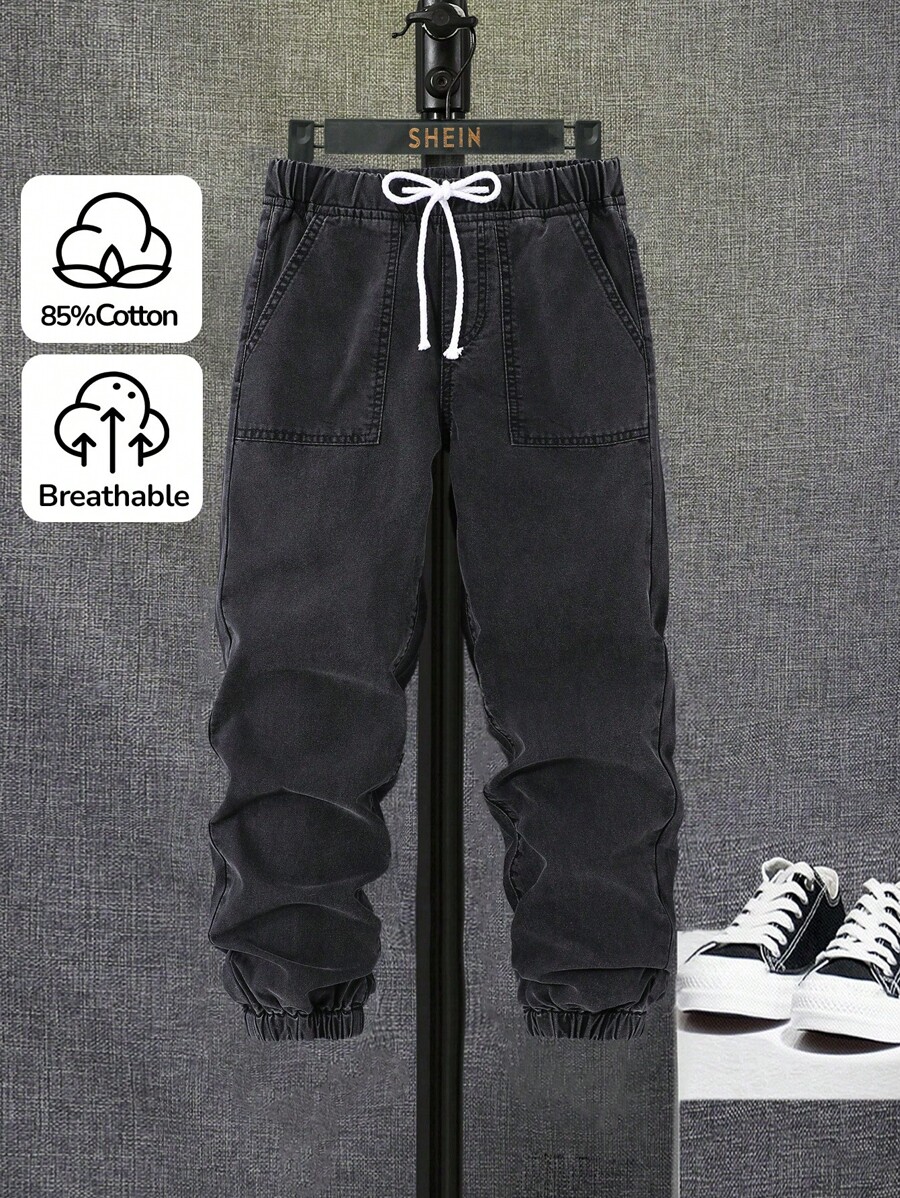 SHEIN 男童时尚休闲口袋设计宽松弹力牛仔慢跑裤，适合日常穿着，可爱又百搭，也适合秋冬季节穿着。 - 黑色 - 查看 1