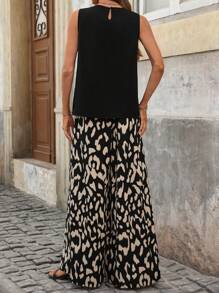 SHEIN Clasi Plus Size Women 2 Pieces Sets, Elegant 2 Pc Sets Sleeveless Shirt With Long Pants, Suitable For Going Out