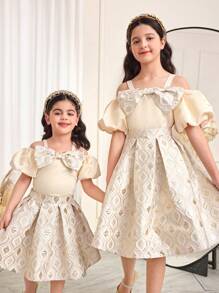 SHEIN Tween-Mädchen 2-teiliges Set, eleganter Anzug mit offener Schulter, Puffärmeln, Schleife, Bluse und Rock