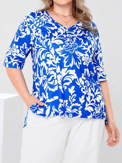 EMERY ROSE Plus Size Women Floral Print V-Neck Short Sleeve Casual T-Shirt Spring Outfits For Women Elegant Floral