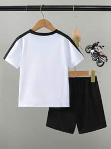 SHEIN Young Boy Casual Letter Print Splicing Short Sleeve T-Shirt And Shorts Set, Spring/Summer,Holiday,Summer,Travel
