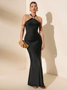 SHEIN BAE Vestido de vacaciones estilo playa de verano para mujer, con cuello halter, flor de metal, espalda descubierta y sexy