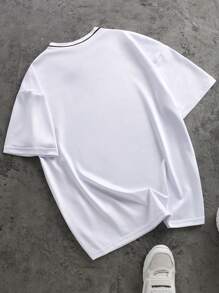 SHEIN 1pc Boys' Fashionable Casual Camouflage & Digital Letter Print V-Neck Oversized T-Shirt, Everyday Wear - Multicolor - View 3