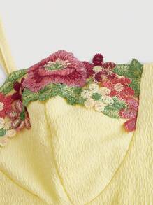 SHEIN MOD 花卉刺绣层叠下摆黄色吊带裙 - 黃色 - 查看 3