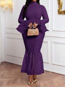 Fleurora Plus Size Elegant Party Solid Color Textured Flare Sleeve Fishtail Dress - Purple - View 4