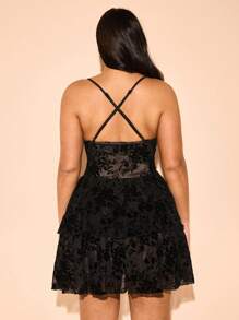 SHEIN BAE Plus Size Women's Black Velvet Double-Layer Ruffle Hem Slip Dress, Mini Dress, Suitable For Night Out,Birthday Dresses For Women,Graduation