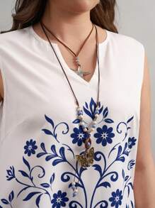 SHEIN LUNE Vestido de línea A sin mangas hasta la rodilla con estampado floral retro de talla grande, para looks bohemios de primavera, festivales y rave. Conjunto de loungewear para vacaciones de verano, ropa de mujer de estilo "old money", atuendos de mujer para el Día de San Patricio y Pascua, y para country concerts y conciertos de primavera.