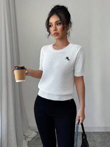 Chiquease Women Elegant Embroidery Round Neck Short Sleeve Knitted Top