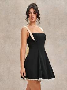 SHEIN BAE Summer Beach Vacation Black And White Back Bow Lace Mini Dress, Suitable For Daily Dating, Night Out, Nightclubs, Parties, Get-Togethers, Cocktail Parties, Pool Parties, Back-To-School Season Clothes, School Season Dresses, Holiday Dresses, Music Festival Clothes, Country Music Festival Clothes, Concert Clothes,Backless Dress,Valentine's Day,Valentine Outfits For Women - Black and White - View 7