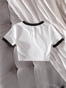 Flirla 女士加大撞色边饰可爱休闲字母图案 T 恤，春季上衣 - 白色 - 查看 2