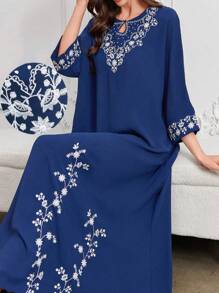 Al Najma Bata larga minimalista elegante de manga larga y calada para mujer - Azul Marino - Ver 1