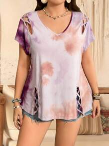 SHEIN LUNE Camiseta de manga corta con cuello en V y dobladillo decorado con lazo, estampado tie-dye, talla grande