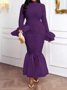 Fleurora Plus Size Elegant Party Solid Color Textured Flare Sleeve Fishtail Dress - Purple - View 8