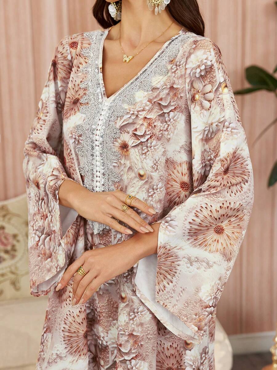 Al Najma 浪漫花卉拼布亮片刺绣优雅宽松连衣裙，让您看起来年轻、端庄 - 彩色 - 查看 1