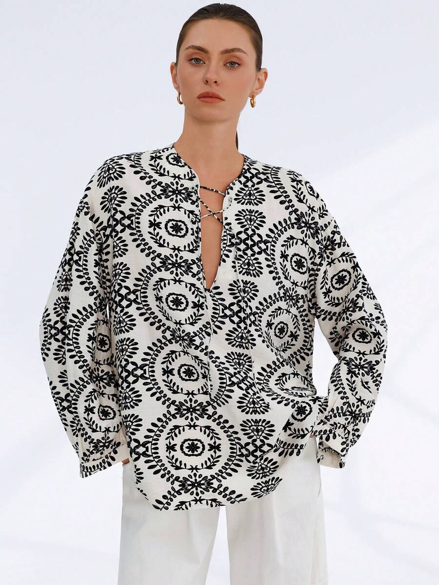 SHEIN Privé Women's Faux Embroidery Random Print Casual Vacation Versatile Retro Luxury Elegant V-Neck Long Sleeve Blouse Fall Cloth For Women