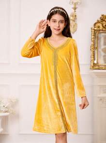 SHEIN Tween Girls Yellow Velvet Long Sleeve V-Neck Sequin Trim Dress, Fashion Outerwear - Yellow - View 3