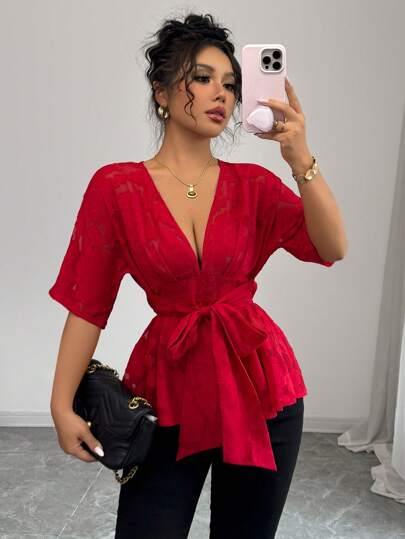 Elenzga Blusa elegante y sexy para mujer con cuello en V profundo, mangas cortas, cintura fruncida y lazo delantero, en malla jacquard roja