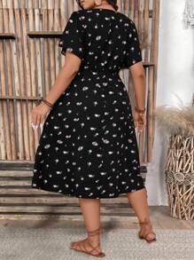SHEIN LUNE Plus Size Short Sleeve Casual Dress, Fashionable & Comfortable For Daily Wear