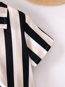 SHEIN Young Boy Color Block Striped Print Short Sleeve Collared Shirt, Casual & Versatile For Spring/Summer