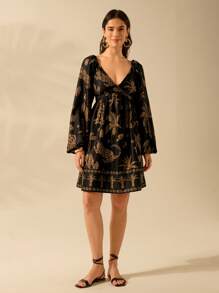 CAJUNI 女士波西米亚风热带植物与动物印花泡泡袖褶皱露背短裙，休闲假日夏季沙滩裙 - 彩色 - 查看 3