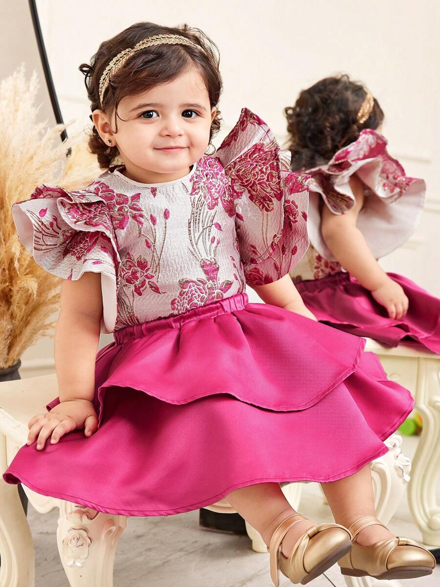 SHEIN Babygirl 可爱优雅夏季花卉印花荷叶边上衣和粉色迷你裙套装