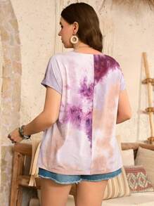 SHEIN LUNE Camiseta de manga corta con cuello en V y dobladillo decorado con lazo, estampado tie-dye, talla grande