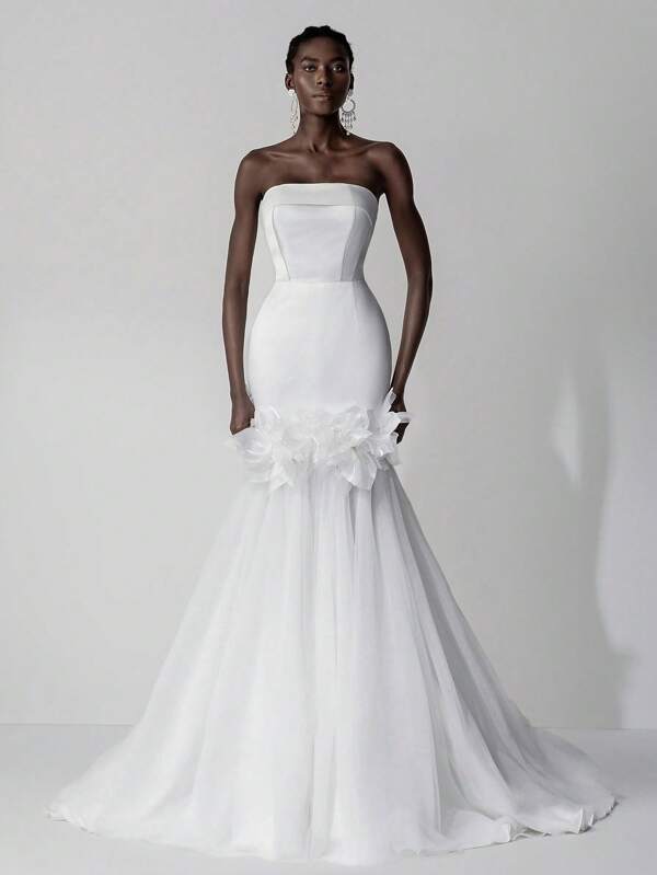 SHEIN Belle Elegant White Satin Simple Strapless Collar Floral Contrast Mesh Fishtail Train Back Adjustable Tie Wedding Dress, Bride