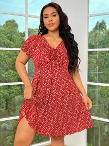 Solflare Plus Size Women Ditsy Floral Pattern Short Sleeve Fitted Dress