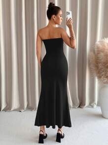 SHEIN Clasi Robe maxi sirène élégante avec patchwork en dentelle ajourée et boucle métallique décorative