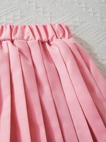 Set de 2 piezas con blusa de manga corta con estampado de oso de peluche blanco y falda pleateada rosa para niñas, estilo coreano para primavera/verano