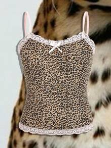 SHEIN Crop top de estampado de leopardo con encaje y parches, para adolescentes, para fiestas, vacaciones, Y2K, uso diario