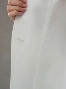 MOTF PREMIUM 系腰带亮片无袖夹克 - 白色 - 查看 8