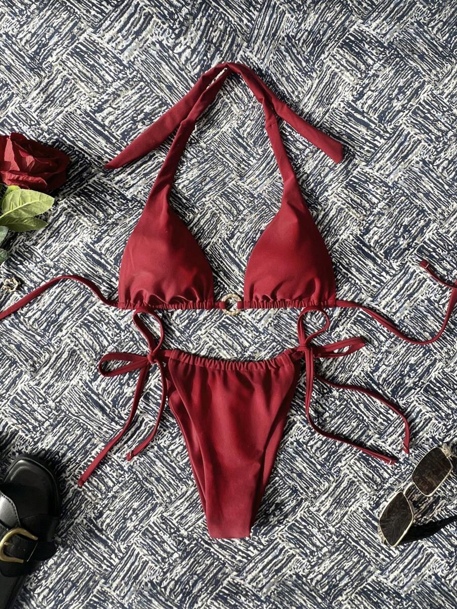 SHEIN Swim Nuevo conjunto de 2 piezas de top con tirantes y shorts con cordón en color vino tinto, atuendo de playa de verano para mujeres - Burdeos - Ver 1