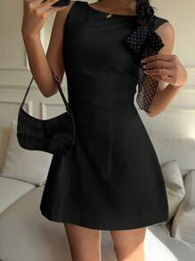 SHEIN EZwear 女士优雅纯色露背无袖迷你连衣裙 - 黑色 - 查看 5