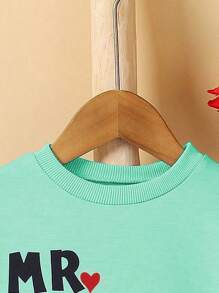 SHEIN Young Boys' Casual Stay Wild Fun Print Round Neck Pullover Long Sleeve Sweatshirt Simple Street Skateboard College Spring And Autumn